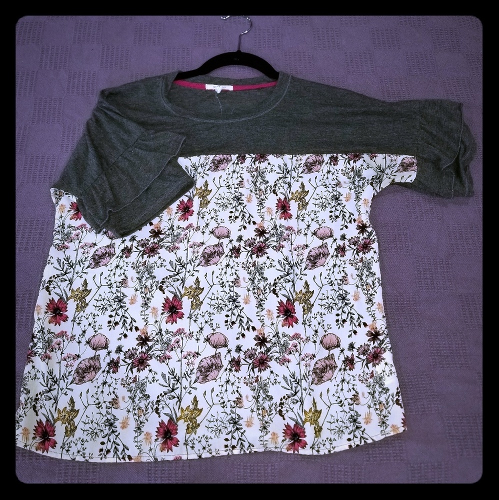 Maurices shirt